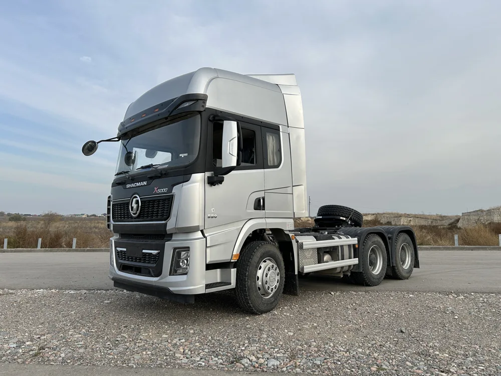 SHACMAN X5000 6×4 — Тягачи